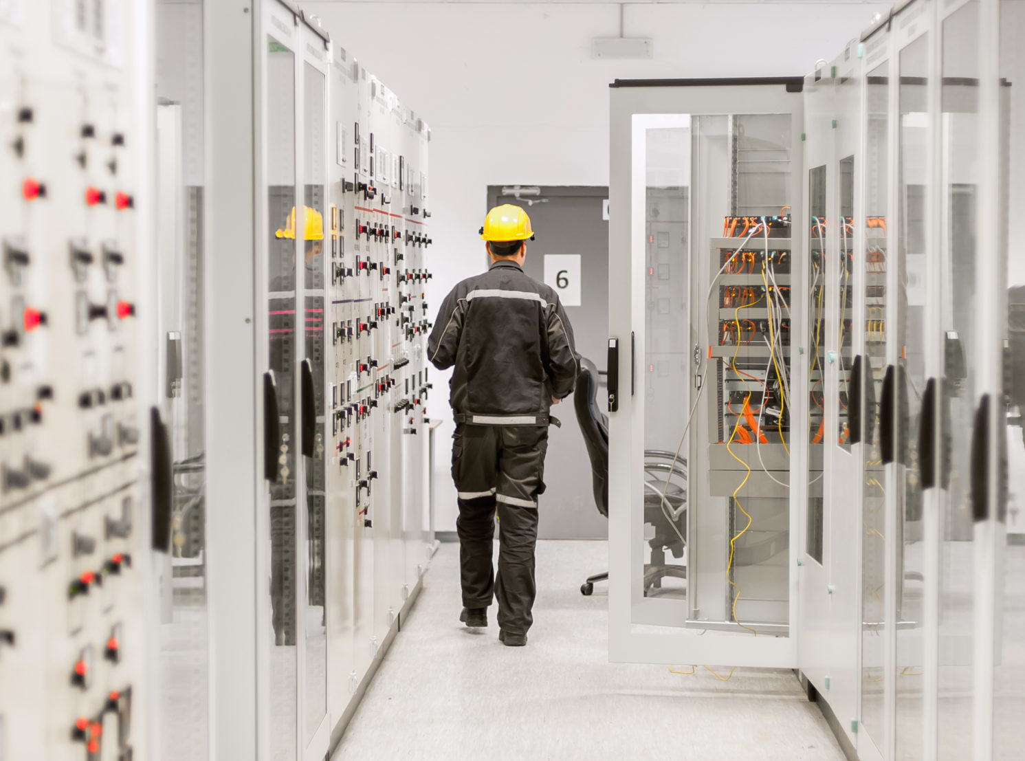 Using protective relay and medium voltage switchgear. Engineering department